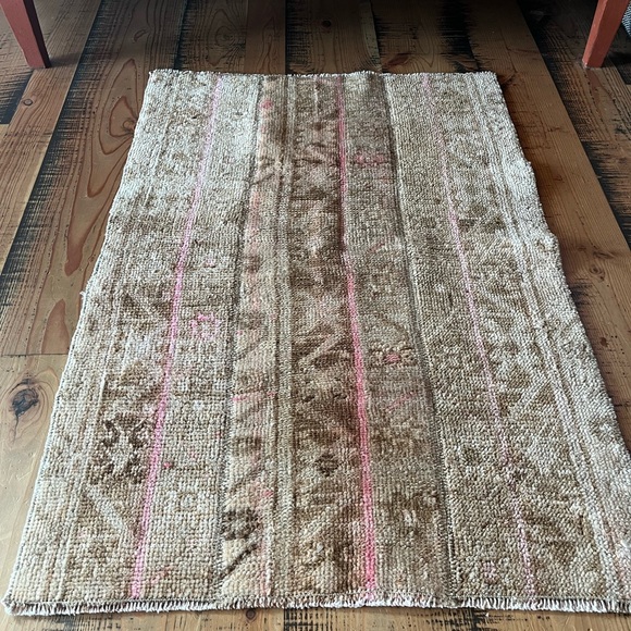 Vintage Handmade Rug - Picture 1 of 7